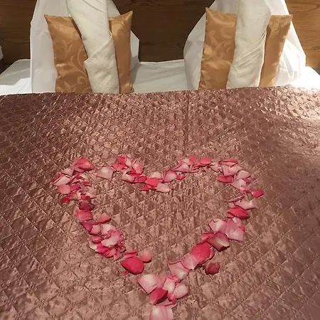 Kiss بيت ضيافة Balatonföldvár