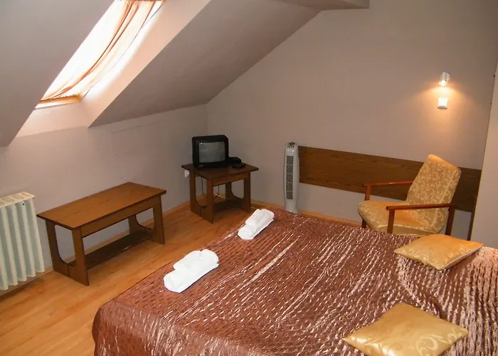 Kiss בית הארחה Balatonföldvár